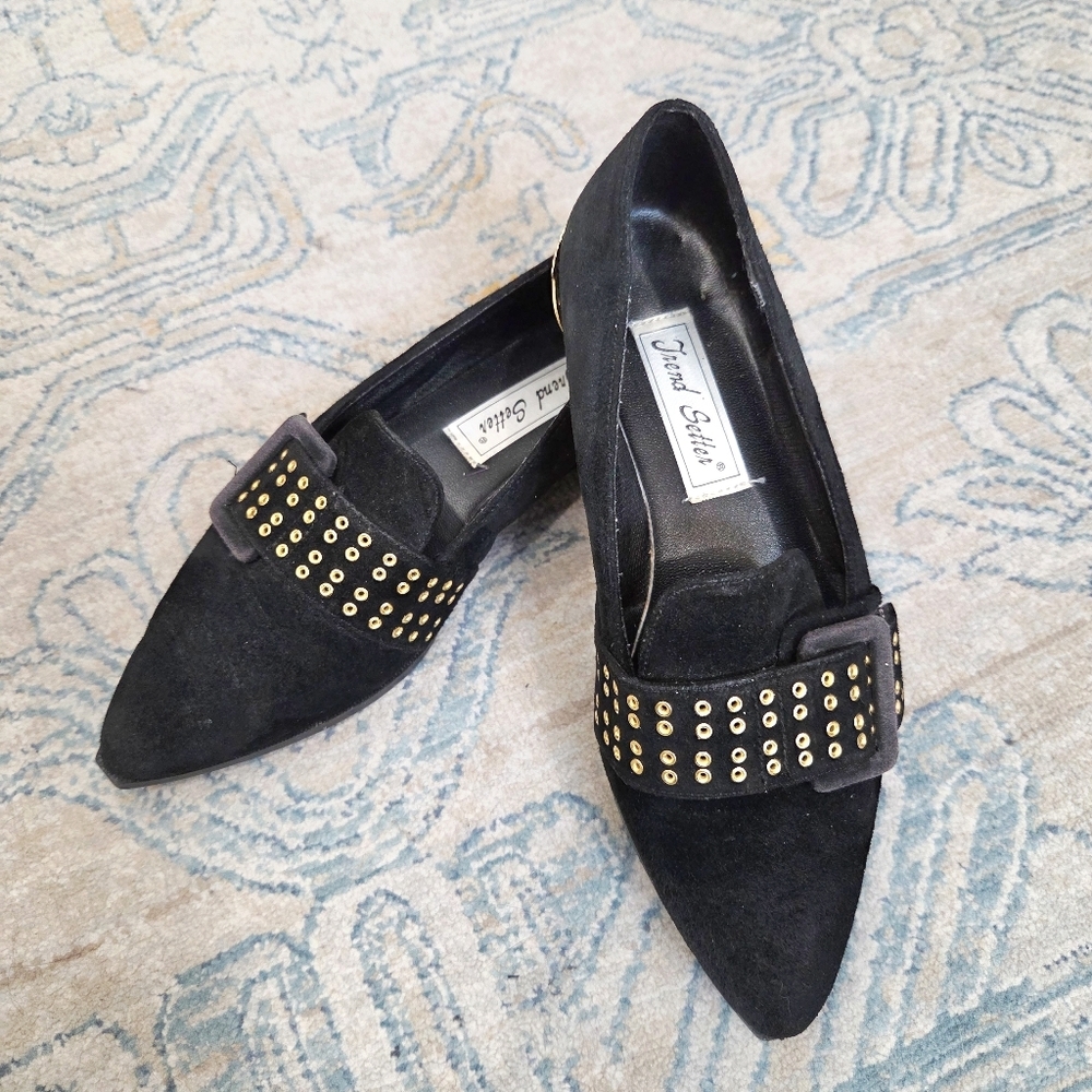 Vintage 80s Trend Setter Black Suede Flats – Gold Eyelet Strap – Star Heel – 6.5